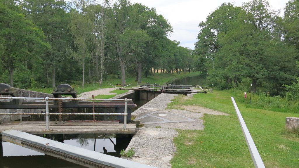 Sluss vid Hjälmare kanal.