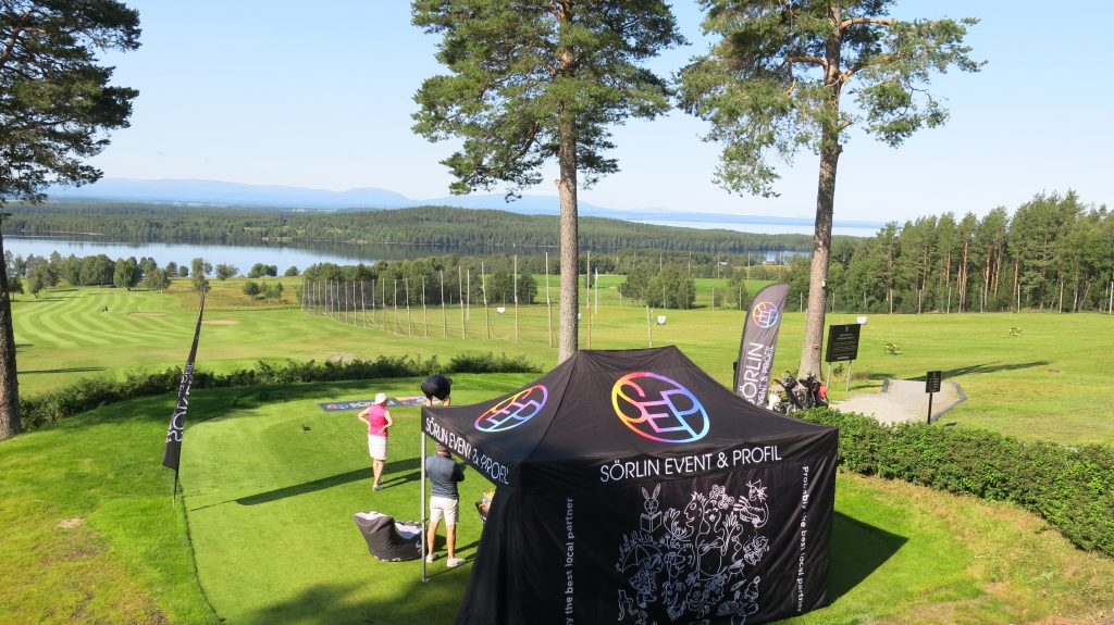 Hål 1 utslag på Östersund-Frösön Golfklubb.