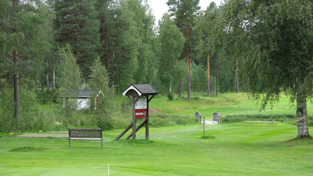 Rossöns Golfklubbs hål 1.